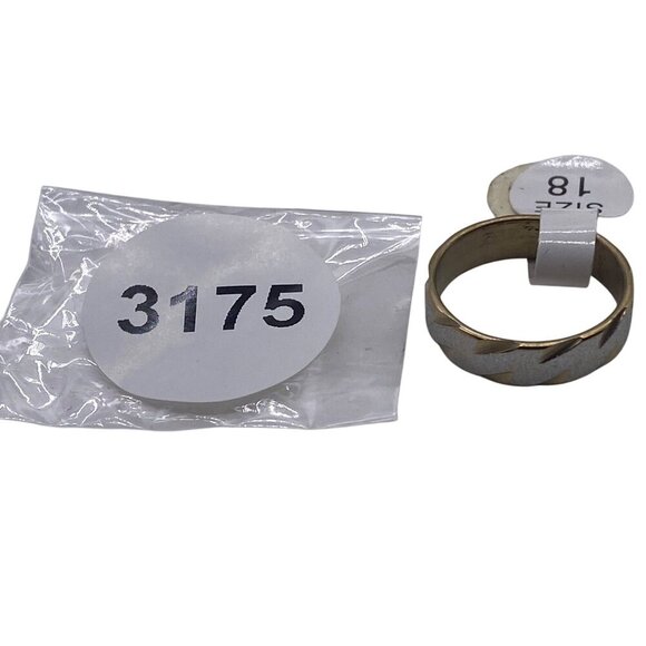 Two Tone Diagonal Pattern Stainless Steel Band Ring Size 8 Gold & Sliver Tone - Picture 4 of 8